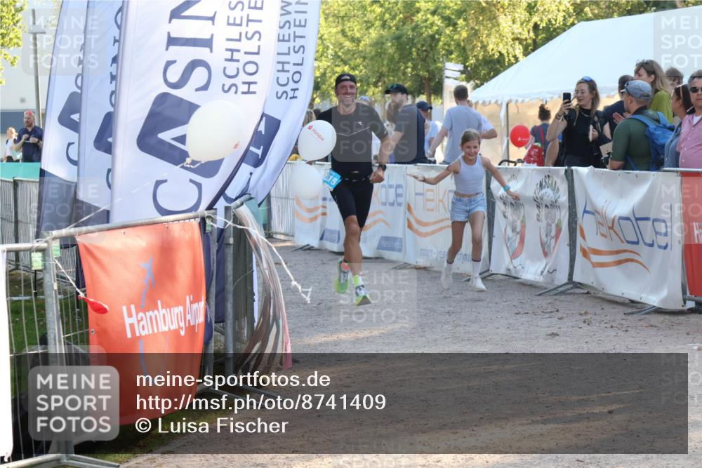 07.09.2025 - 19. Norderstedt Triathlon Luisa Fischer http://msf.ph/oto/8741409 07.09.2025 16:57:49 Ziel 1415 meine-sportfotos.de