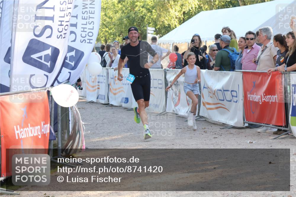 07.09.2025 - 19. Norderstedt Triathlon Luisa Fischer http://msf.ph/oto/8741420 07.09.2025 16:57:49 Ziel 1415 meine-sportfotos.de