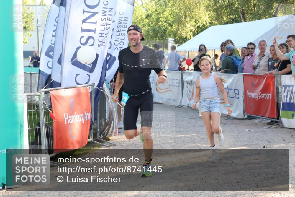 07.09.2025 - 19. Norderstedt Triathlon Luisa Fischer http://msf.ph/oto/8741445 07.09.2025 16:57:51 Ziel 1415 meine-sportfotos.de