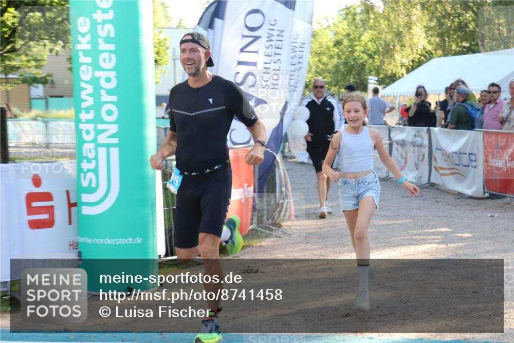 07.09.2025 - 19. Norderstedt Triathlon Luisa Fischer http://msf.ph/oto/8741458 07.09.2025 16:57:52 Ziel 1415 meine-sportfotos.de