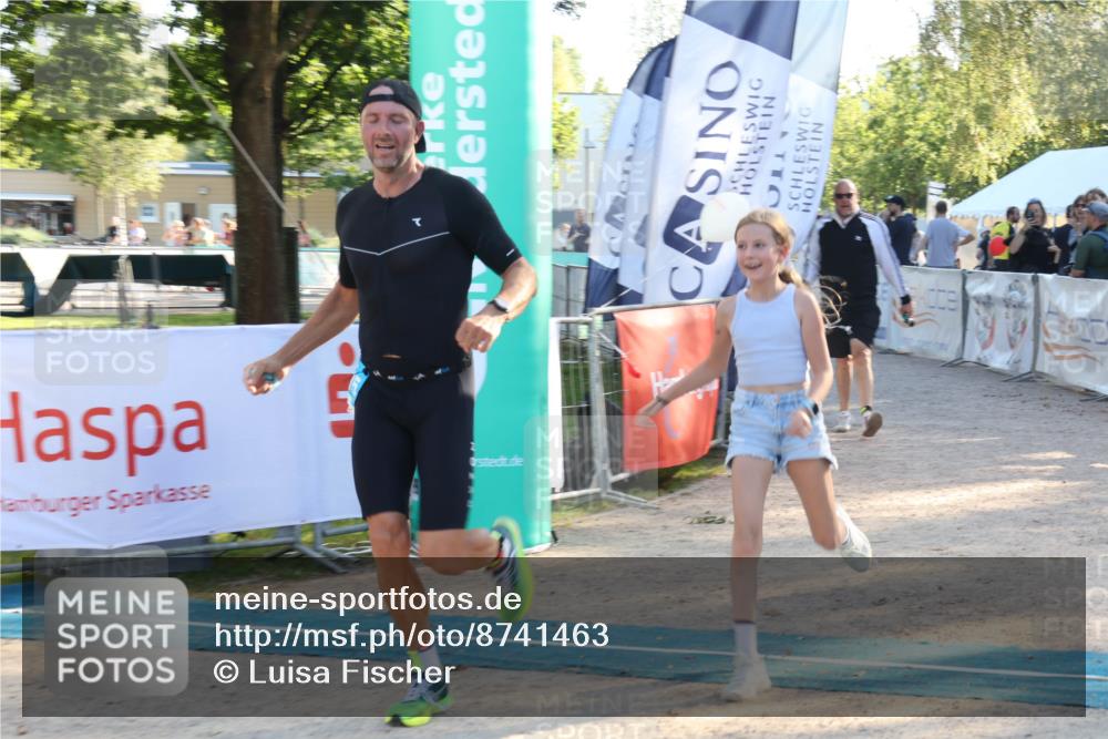 07.09.2025 - 19. Norderstedt Triathlon Luisa Fischer http://msf.ph/oto/8741463 07.09.2025 16:57:52 Ziel 1415 meine-sportfotos.de
