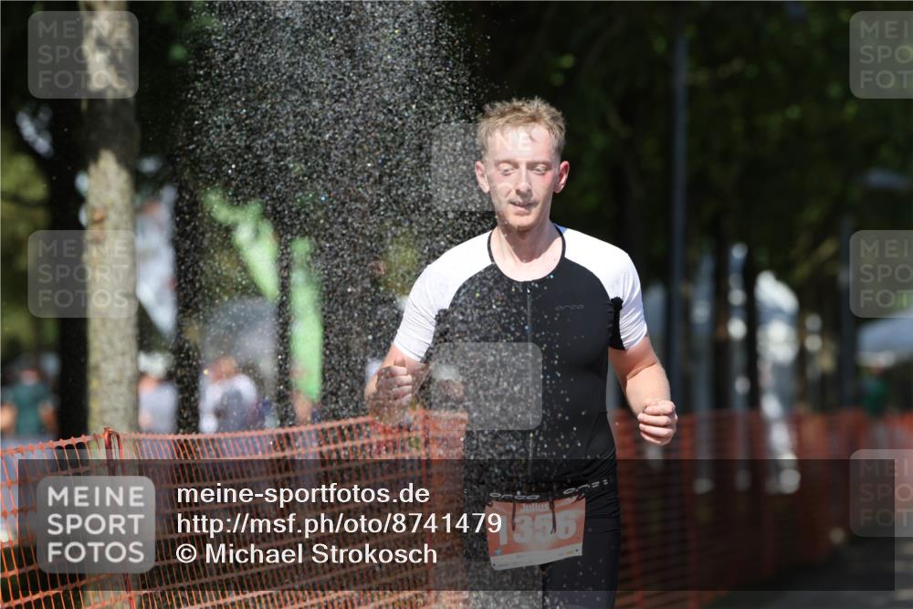 07.09.2025 - 19. Norderstedt Triathlon Michael Strokosch http://msf.ph/oto/8741479 07.09.2025 13:50:59 Laufen 197, 1356 meine-sportfotos.de