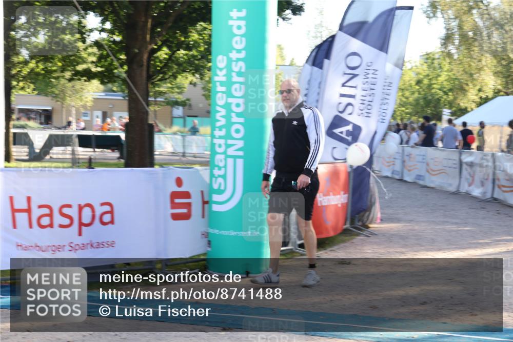 07.09.2025 - 19. Norderstedt Triathlon Luisa Fischer http://msf.ph/oto/8741488 07.09.2025 16:57:57 Ziel 1415, 1516 meine-sportfotos.de