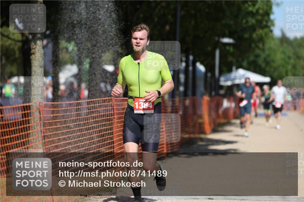 07.09.2025 - 19. Norderstedt Triathlon Michael Strokosch http://msf.ph/oto/8741489 07.09.2025 13:07:31 Laufen 718, 788, 1384 meine-sportfotos.de