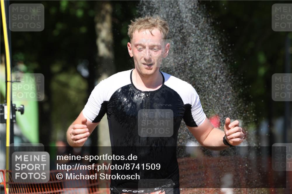 07.09.2025 - 19. Norderstedt Triathlon Michael Strokosch http://msf.ph/oto/8741509 07.09.2025 13:51:00 Laufen 197, 1356 meine-sportfotos.de