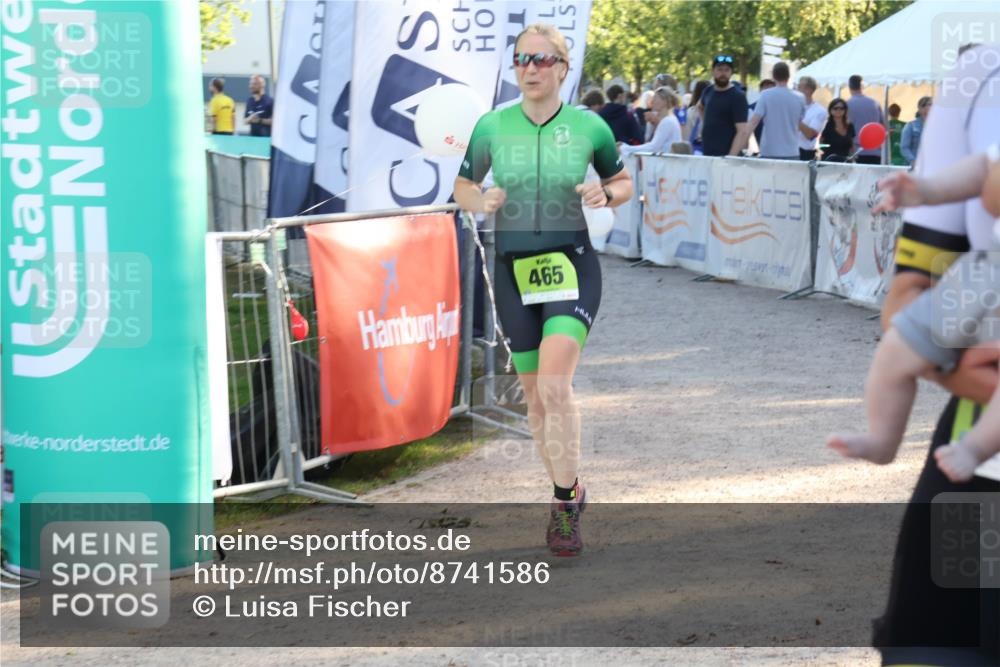 07.09.2025 - 19. Norderstedt Triathlon Luisa Fischer http://msf.ph/oto/8741586 07.09.2025 16:58:19 Ziel 465 meine-sportfotos.de