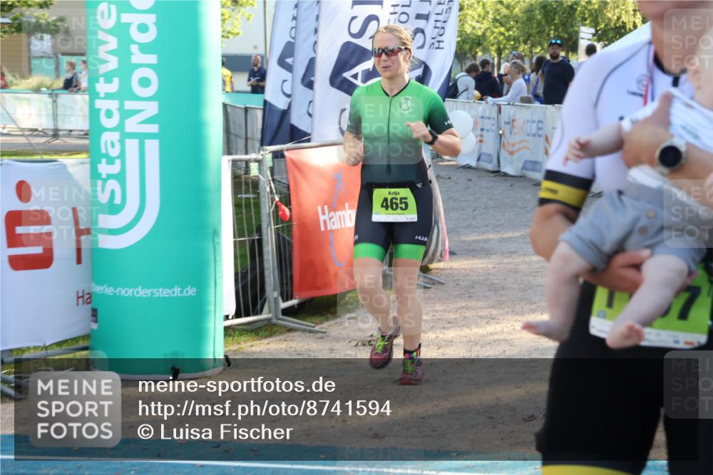 07.09.2025 - 19. Norderstedt Triathlon Luisa Fischer http://msf.ph/oto/8741594 07.09.2025 16:58:19 Ziel 465 meine-sportfotos.de