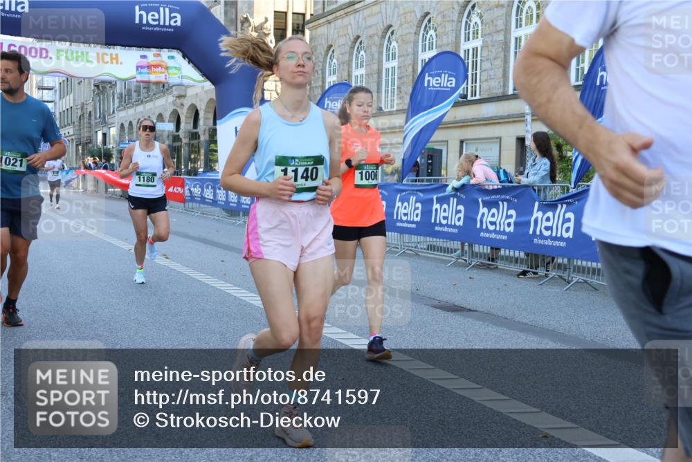 07.09.2025 - BARMER Alsterlauf Strokosch-Dieckow http://msf.ph/oto/8741597 07.09.2025 11:41:44 Ziel 1062, 1076, 1078, 1079, 1104, 1165, 1178, 1179, 1193, 1200, 1210, 1214, 1215, 1220, 1221, 1230, 1232, 1236, 1237, 1244, 1264, 1273, 3798, 8067, 8260, 8371, 8478 meine-sportfotos.de