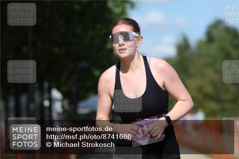 07.09.2025 - 19. Norderstedt Triathlon Michael Strokosch http://msf.ph/oto/8741606 07.09.2025 13:51:14 Laufen 317 meine-sportfotos.de