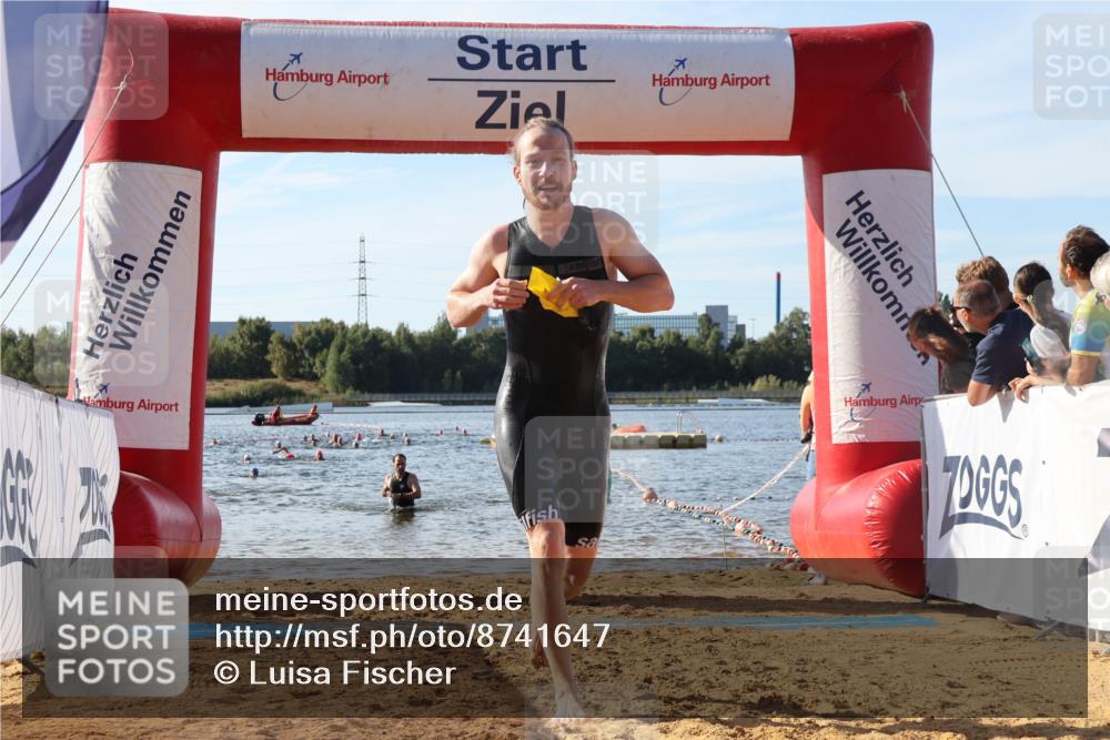 07.09.2025 - 19. Norderstedt Triathlon Luisa Fischer http://msf.ph/oto/8741647 07.09.2025 10:04:30 Schwimmen 1138 meine-sportfotos.de