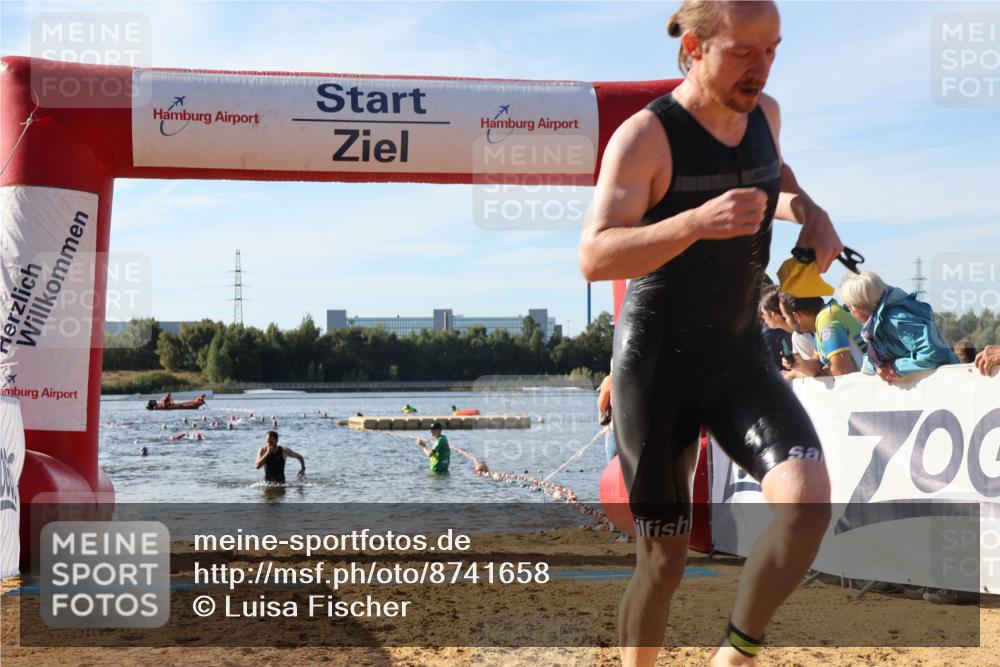 07.09.2025 - 19. Norderstedt Triathlon Luisa Fischer http://msf.ph/oto/8741658 07.09.2025 10:04:31 Schwimmen 1138 meine-sportfotos.de