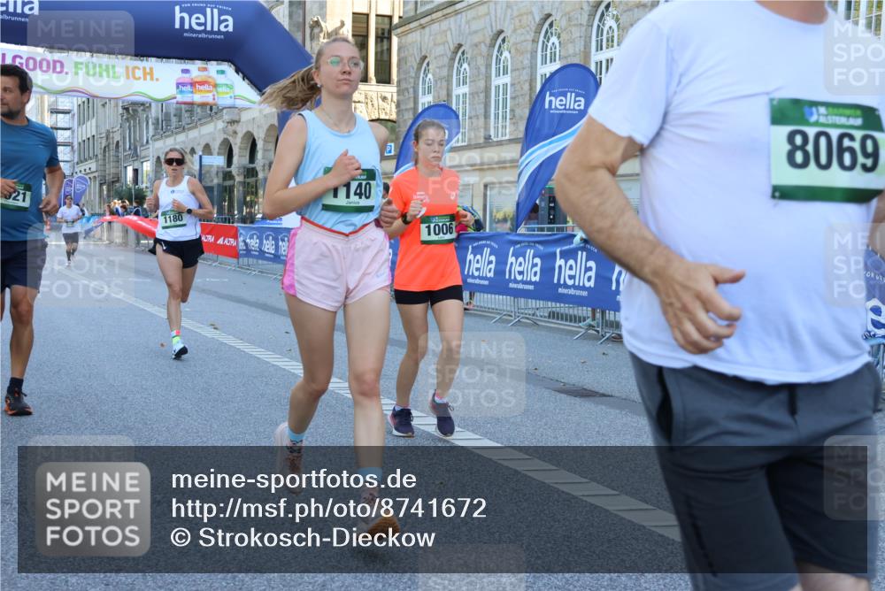 07.09.2025 - BARMER Alsterlauf Strokosch-Dieckow http://msf.ph/oto/8741672 07.09.2025 11:41:44 Ziel 1062, 1076, 1078, 1079, 1104, 1165, 1178, 1179, 1193, 1200, 1210, 1214, 1215, 1220, 1221, 1230, 1232, 1236, 1237, 1244, 1264, 1273, 3798, 8067, 8260, 8371, 8478 meine-sportfotos.de
