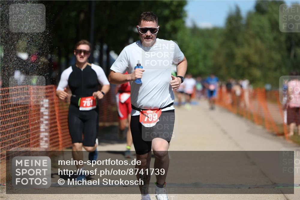 07.09.2025 - 19. Norderstedt Triathlon Michael Strokosch http://msf.ph/oto/8741739 07.09.2025 13:07:40 Laufen 709, 781, 788, 816, 1262 meine-sportfotos.de