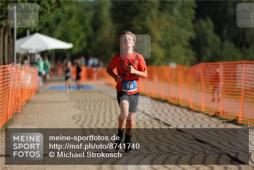 07.09.2025 - 19. Norderstedt Triathlon Michael Strokosch http://msf.ph/oto/8741740 07.09.2025 09:15:39 Laufen 16, 38 meine-sportfotos.de