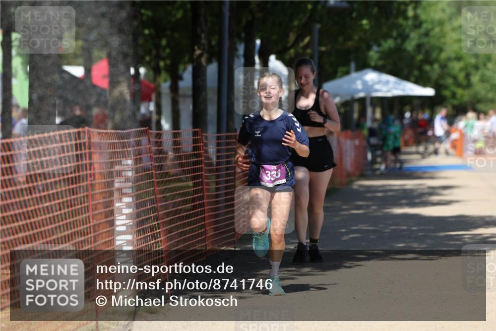07.09.2025 - 19. Norderstedt Triathlon Michael Strokosch http://msf.ph/oto/8741746 07.09.2025 13:51:43 Laufen 324, 333, 1352 meine-sportfotos.de