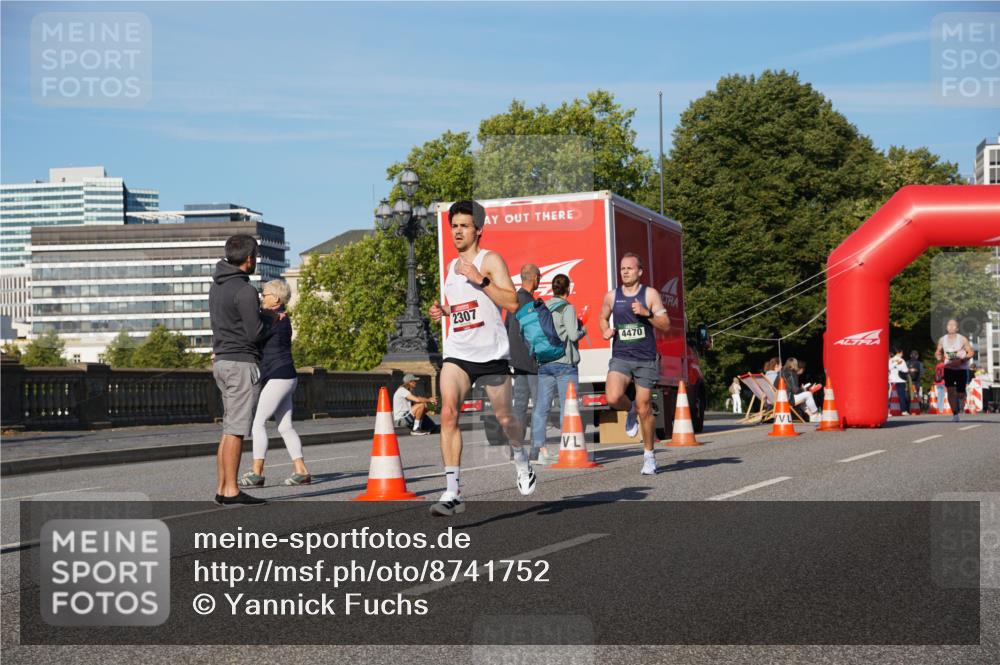 07.09.2025 - BARMER Alsterlauf Yannick Fuchs http://msf.ph/oto/8741752 07.09.2025 09:28:13 Laufen 2307, 4470 meine-sportfotos.de