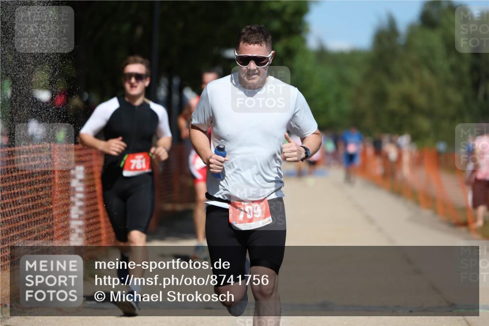 07.09.2025 - 19. Norderstedt Triathlon Michael Strokosch http://msf.ph/oto/8741756 07.09.2025 13:07:40 Laufen 709, 781, 788, 816, 1262 meine-sportfotos.de