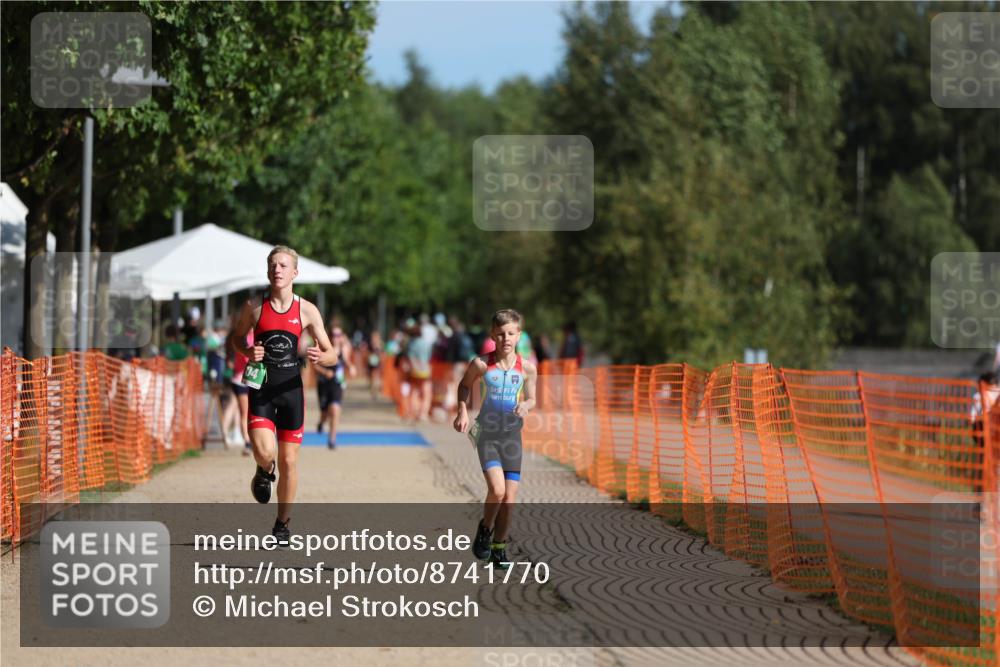 07.09.2025 - 19. Norderstedt Triathlon Michael Strokosch http://msf.ph/oto/8741770 07.09.2025 10:56:46 Laufen 98, 104 meine-sportfotos.de