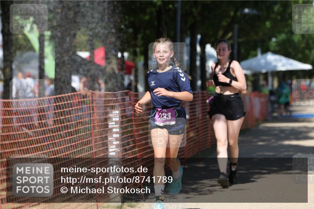 07.09.2025 - 19. Norderstedt Triathlon Michael Strokosch http://msf.ph/oto/8741789 07.09.2025 13:51:43 Laufen 324, 333, 1352 meine-sportfotos.de