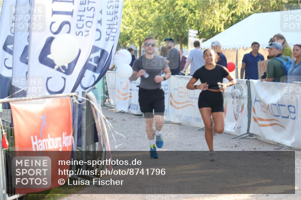 07.09.2025 - 19. Norderstedt Triathlon Luisa Fischer http://msf.ph/oto/8741796 07.09.2025 16:58:52 Ziel 951, 1091 meine-sportfotos.de