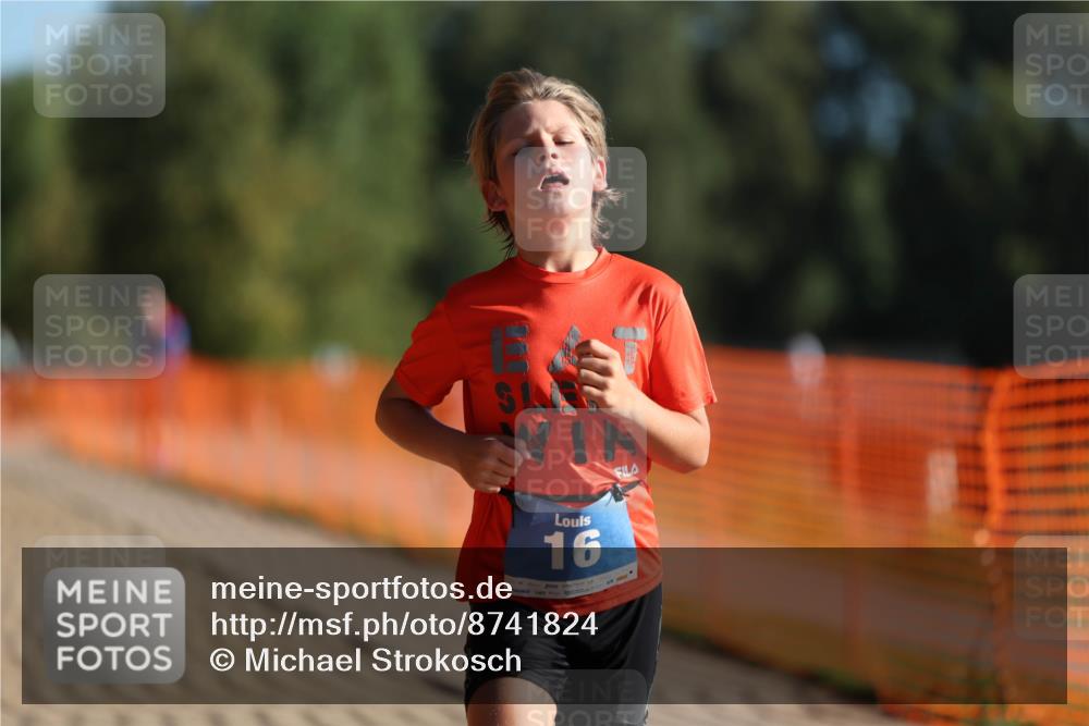 07.09.2025 - 19. Norderstedt Triathlon Michael Strokosch http://msf.ph/oto/8741824 07.09.2025 09:15:41 Laufen 16, 38 meine-sportfotos.de