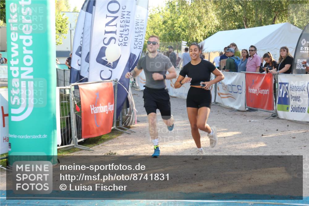 07.09.2025 - 19. Norderstedt Triathlon Luisa Fischer http://msf.ph/oto/8741831 07.09.2025 16:58:54 Ziel 951 meine-sportfotos.de