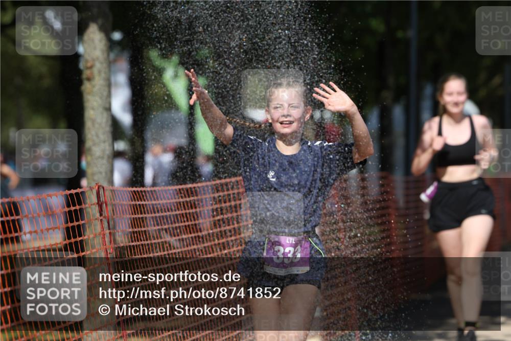 07.09.2025 - 19. Norderstedt Triathlon Michael Strokosch http://msf.ph/oto/8741852 07.09.2025 13:51:44 Laufen 324, 333, 1352 meine-sportfotos.de