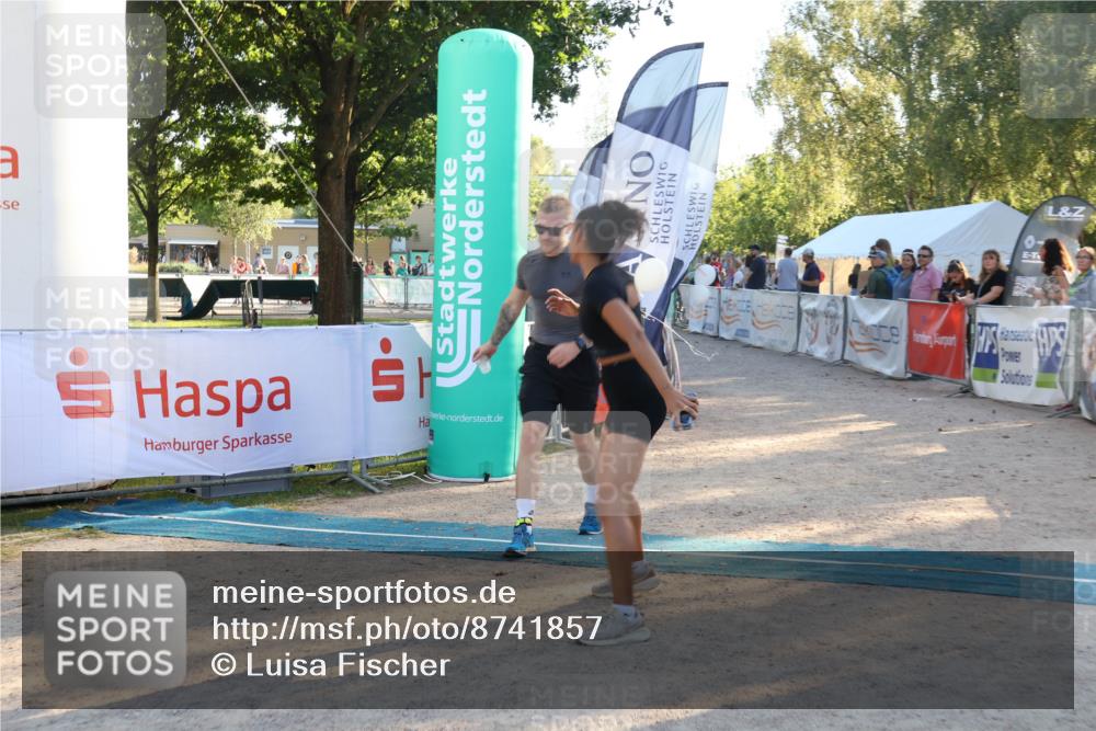 07.09.2025 - 19. Norderstedt Triathlon Luisa Fischer http://msf.ph/oto/8741857 07.09.2025 16:58:56 Ziel 951 meine-sportfotos.de