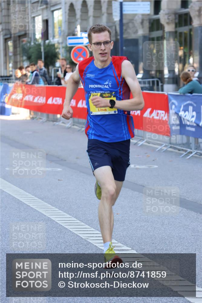 07.09.2025 - BARMER Alsterlauf Strokosch-Dieckow http://msf.ph/oto/8741859 07.09.2025 11:18:22 Ziel  meine-sportfotos.de