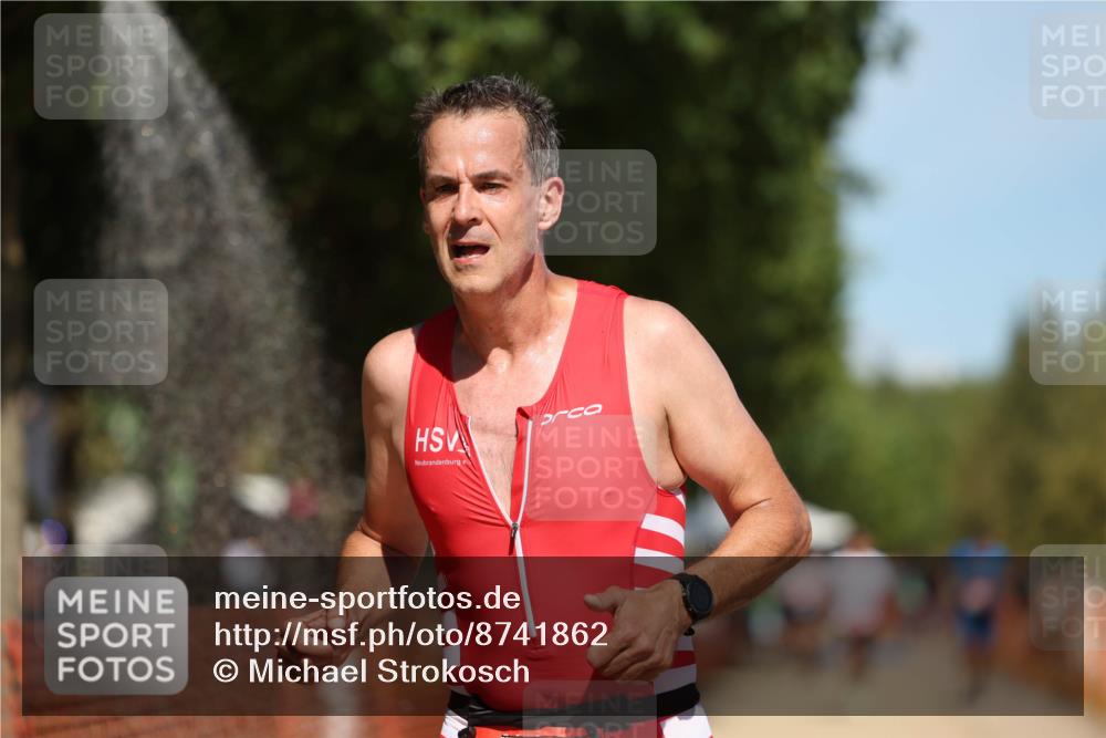 07.09.2025 - 19. Norderstedt Triathlon Michael Strokosch http://msf.ph/oto/8741862 07.09.2025 13:07:44 Laufen 709, 781, 816, 828, 1262 meine-sportfotos.de