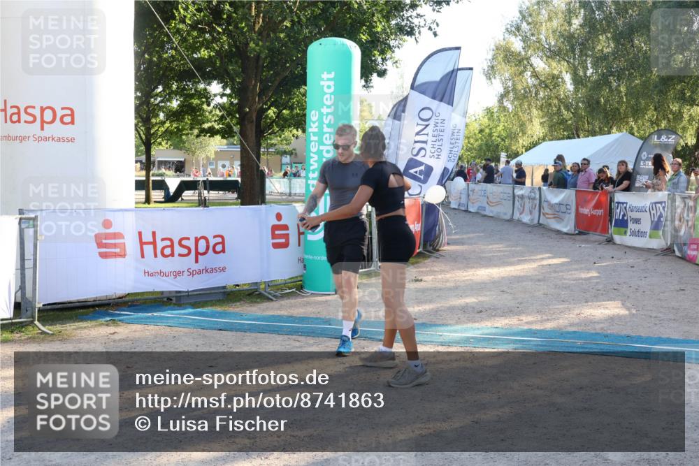 07.09.2025 - 19. Norderstedt Triathlon Luisa Fischer http://msf.ph/oto/8741863 07.09.2025 16:58:57 Ziel 951 meine-sportfotos.de