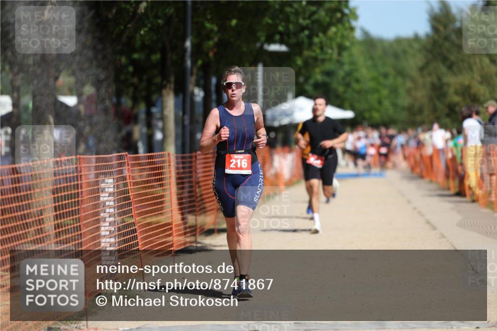 07.09.2025 - 19. Norderstedt Triathlon Michael Strokosch http://msf.ph/oto/8741867 07.09.2025 12:32:12 Laufen 164, 201, 216 meine-sportfotos.de