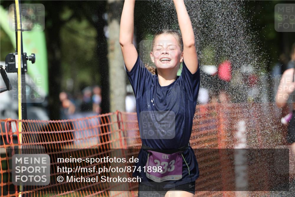 07.09.2025 - 19. Norderstedt Triathlon Michael Strokosch http://msf.ph/oto/8741898 07.09.2025 13:51:45 Laufen 324, 333, 1352 meine-sportfotos.de
