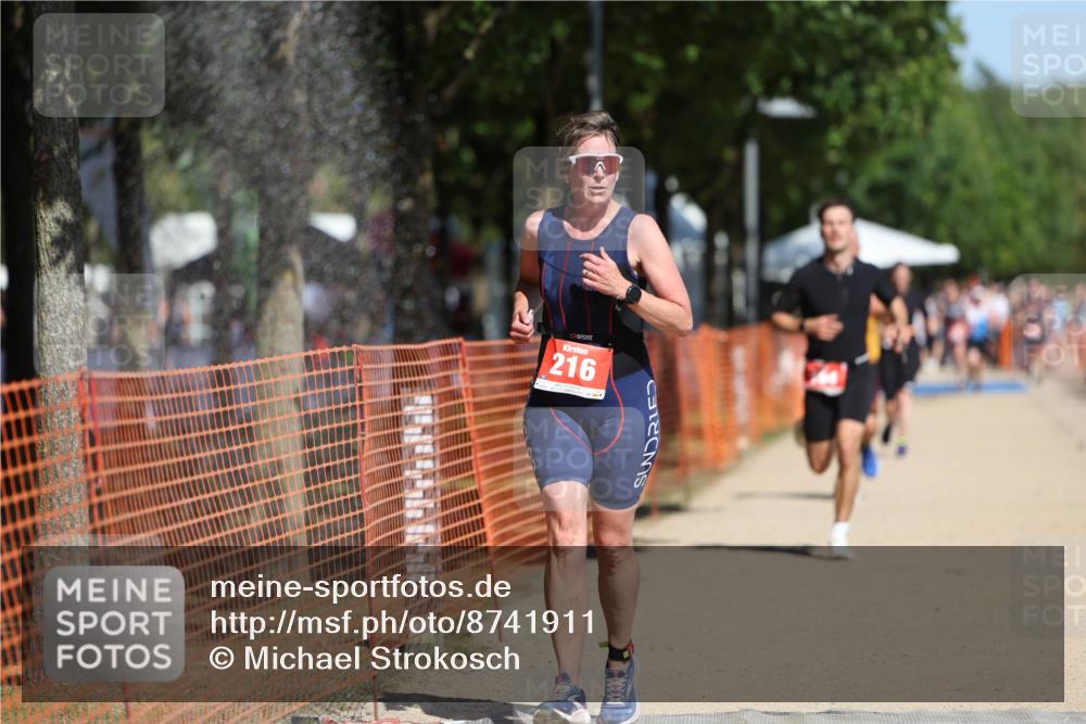 07.09.2025 - 19. Norderstedt Triathlon Michael Strokosch http://msf.ph/oto/8741911 07.09.2025 12:32:13 Laufen 164, 216, 234 meine-sportfotos.de