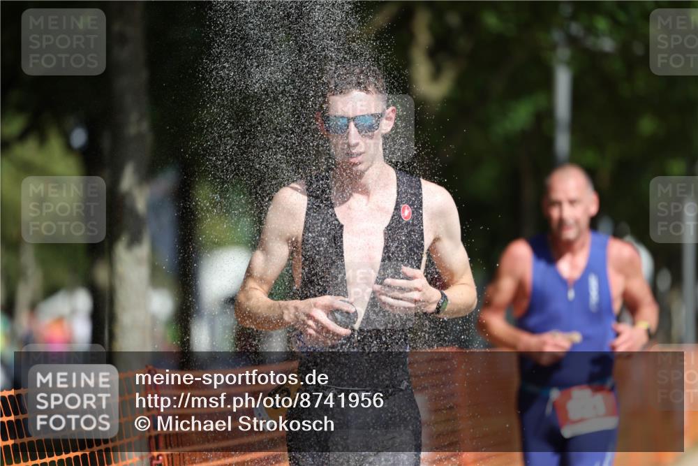 07.09.2025 - 19. Norderstedt Triathlon Michael Strokosch http://msf.ph/oto/8741956 07.09.2025 11:54:20 Laufen 821, 1200 meine-sportfotos.de