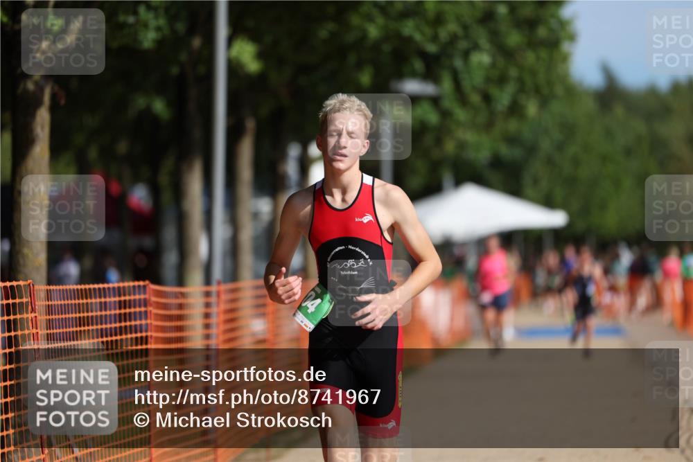 07.09.2025 - 19. Norderstedt Triathlon Michael Strokosch http://msf.ph/oto/8741967 07.09.2025 10:56:51 Laufen 98, 104 meine-sportfotos.de