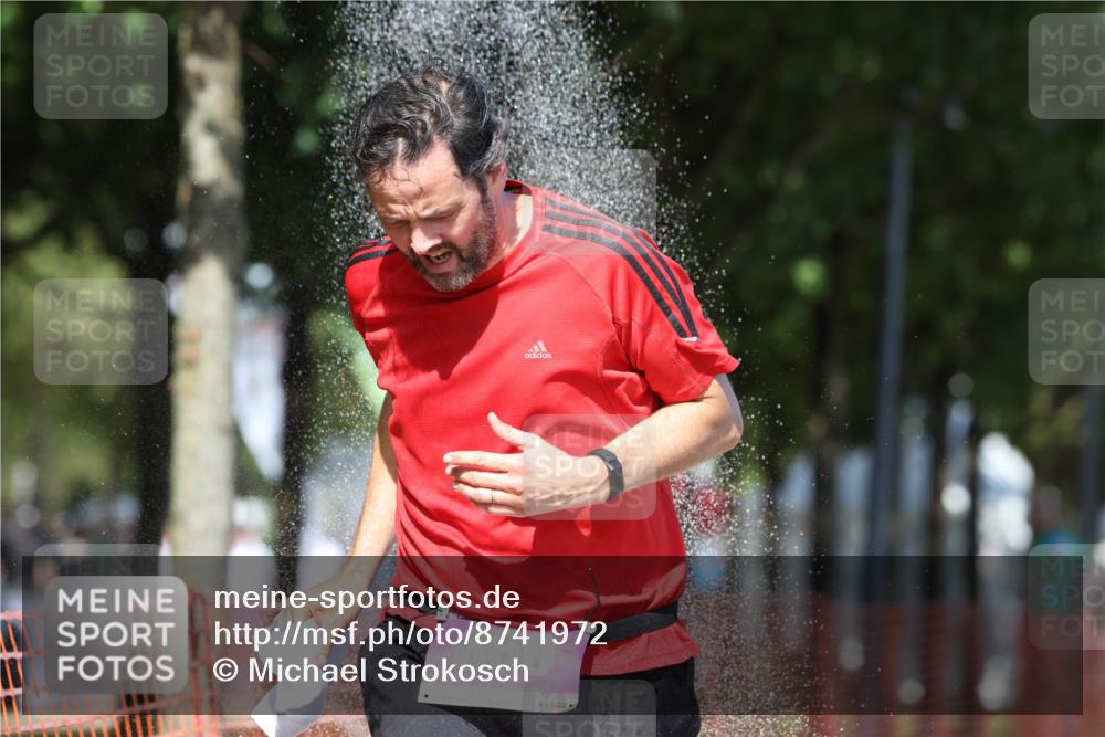 07.09.2025 - 19. Norderstedt Triathlon Michael Strokosch http://msf.ph/oto/8741972 07.09.2025 13:52:29 Laufen 342, 360 meine-sportfotos.de