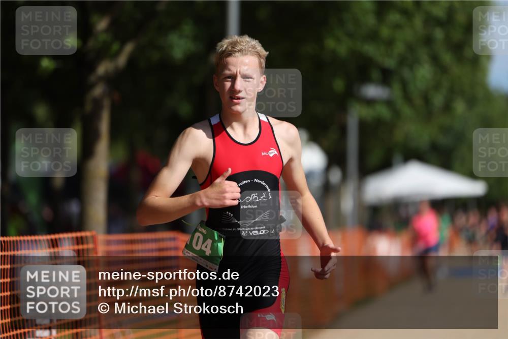 07.09.2025 - 19. Norderstedt Triathlon Michael Strokosch http://msf.ph/oto/8742023 07.09.2025 10:56:52 Laufen 98, 104 meine-sportfotos.de