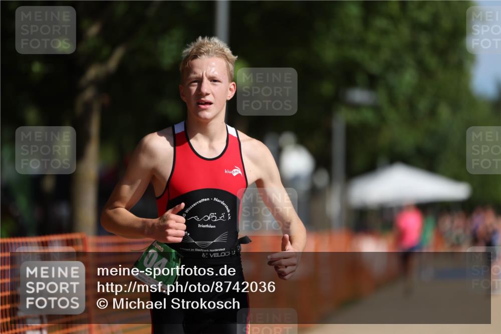 07.09.2025 - 19. Norderstedt Triathlon Michael Strokosch http://msf.ph/oto/8742036 07.09.2025 10:56:52 Laufen 98, 104 meine-sportfotos.de
