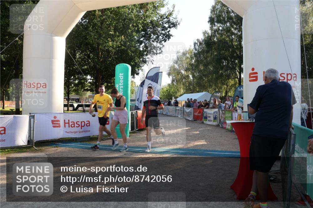 07.09.2025 - 19. Norderstedt Triathlon Luisa Fischer http://msf.ph/oto/8742056 07.09.2025 16:59:13 Ziel 949 meine-sportfotos.de