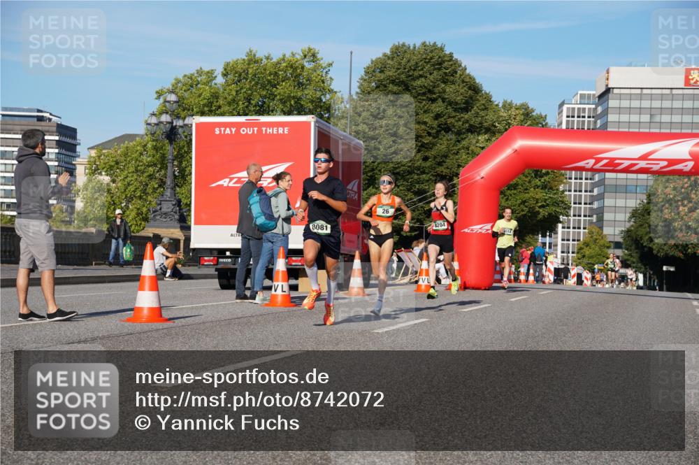 07.09.2025 - BARMER Alsterlauf Yannick Fuchs http://msf.ph/oto/8742072 07.09.2025 09:28:20 Laufen 8081, 26, 8204 meine-sportfotos.de