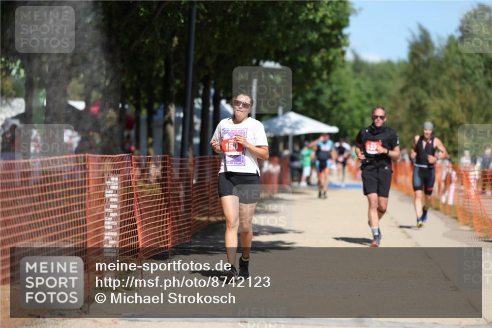 07.09.2025 - 19. Norderstedt Triathlon Michael Strokosch http://msf.ph/oto/8742123 07.09.2025 13:08:00 Laufen 150, 698, 825, 1331 meine-sportfotos.de