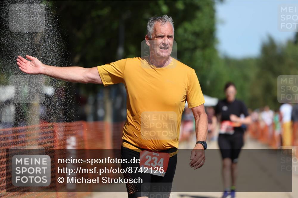 07.09.2025 - 19. Norderstedt Triathlon Michael Strokosch http://msf.ph/oto/8742126 07.09.2025 12:32:22 Laufen 234, 1349 meine-sportfotos.de