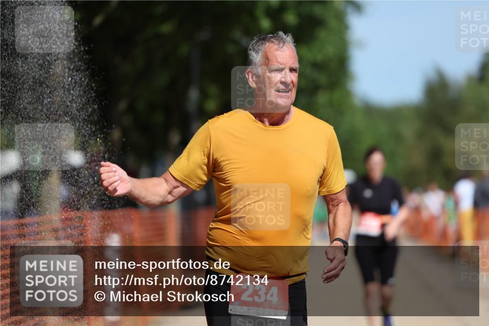 07.09.2025 - 19. Norderstedt Triathlon Michael Strokosch http://msf.ph/oto/8742134 07.09.2025 12:32:22 Laufen 234, 1349 meine-sportfotos.de