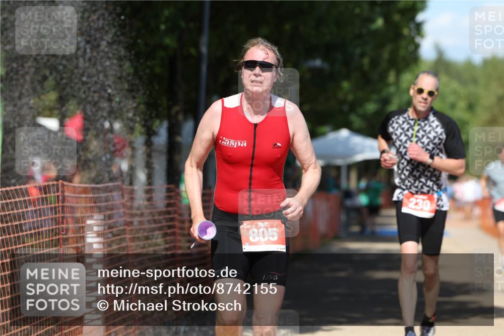 07.09.2025 - 19. Norderstedt Triathlon Michael Strokosch http://msf.ph/oto/8742155 07.09.2025 13:53:22 Laufen 230, 790, 805 meine-sportfotos.de