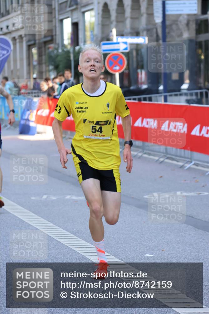 07.09.2025 - BARMER Alsterlauf Strokosch-Dieckow http://msf.ph/oto/8742159 07.09.2025 11:18:20 Ziel  meine-sportfotos.de