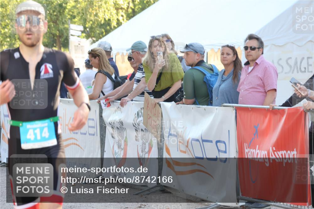 07.09.2025 - 19. Norderstedt Triathlon Luisa Fischer http://msf.ph/oto/8742166 07.09.2025 16:59:48 Ziel 414, 1429 meine-sportfotos.de