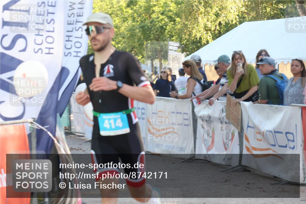 07.09.2025 - 19. Norderstedt Triathlon Luisa Fischer http://msf.ph/oto/8742171 07.09.2025 16:59:48 Ziel 414, 1429 meine-sportfotos.de