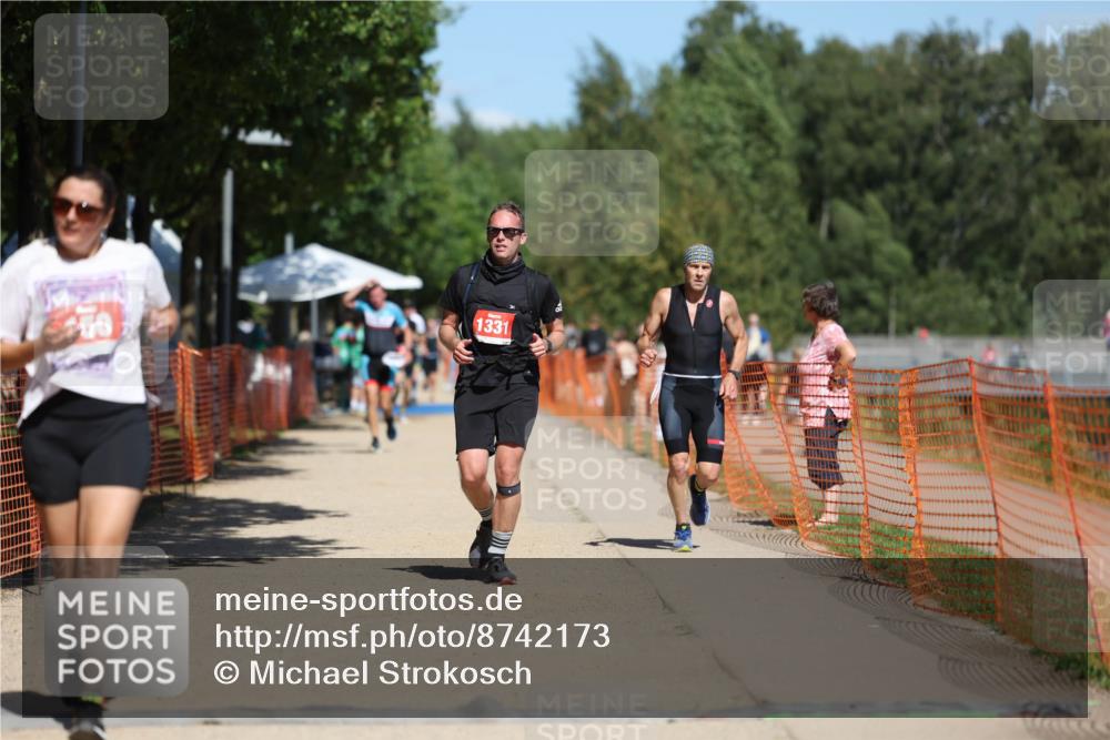 07.09.2025 - 19. Norderstedt Triathlon Michael Strokosch http://msf.ph/oto/8742173 07.09.2025 13:08:02 Laufen 150, 698, 1331 meine-sportfotos.de
