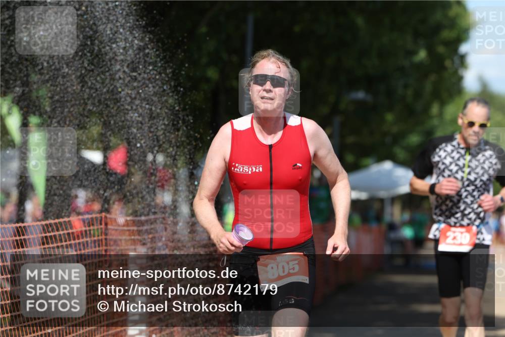 07.09.2025 - 19. Norderstedt Triathlon Michael Strokosch http://msf.ph/oto/8742179 07.09.2025 13:53:23 Laufen 230, 790, 805 meine-sportfotos.de